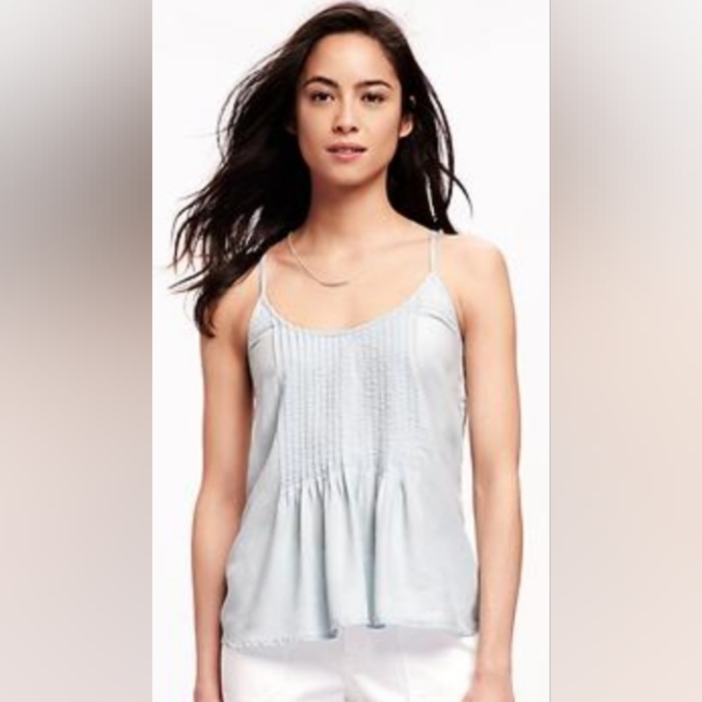 XL Old Navy Women's Soft Blue Camisole